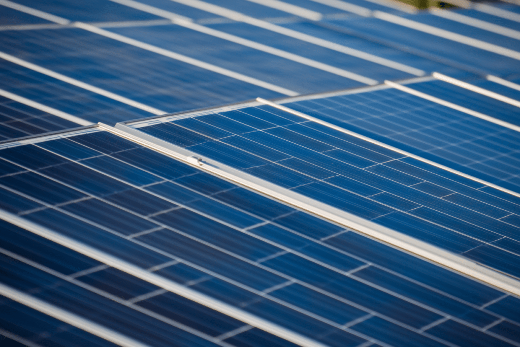 Panneaux solaires et maintenance : influence des coûts d’entretien sur la rentabilité